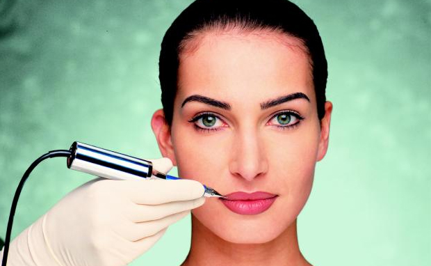 Como remover maquiagem definitiva Como remover maquiagem definitiva